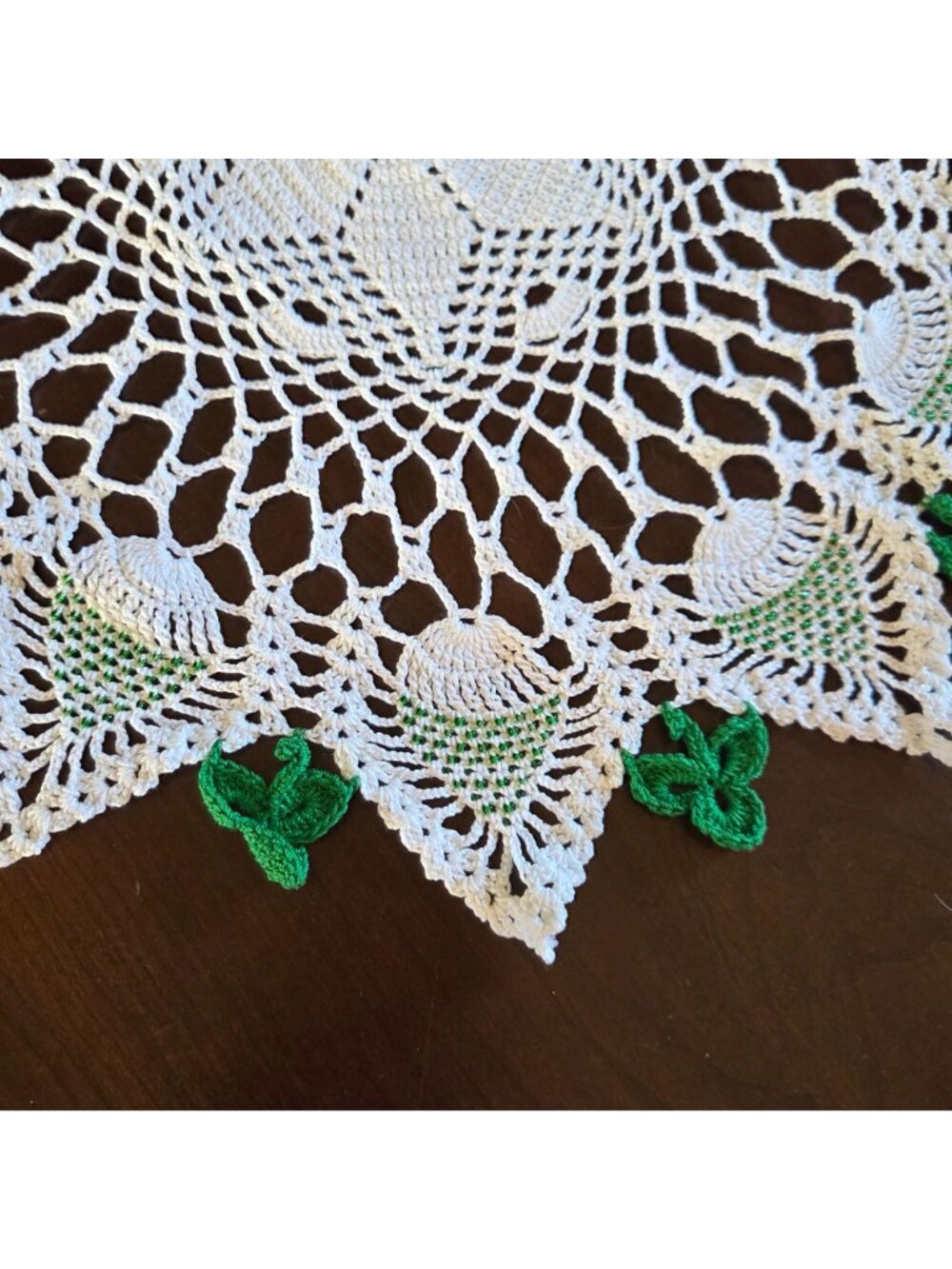 Handmade Pineapple Panels with Shamrock Appliqués Lace Doily - Picture 3 of 4